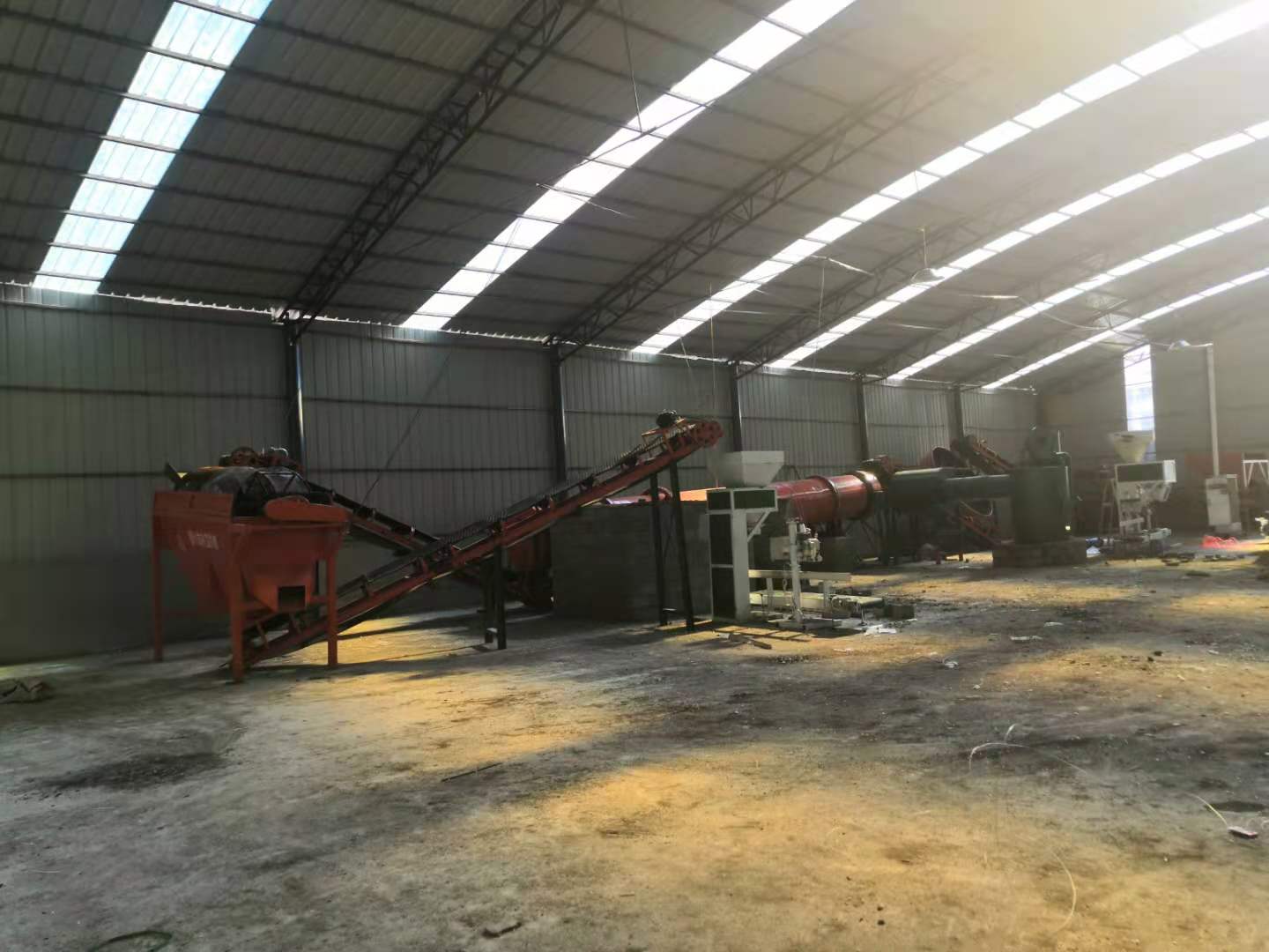 有機肥免烘干擠壓生產(chǎn)線如何保證品質(zhì)？答案在這！